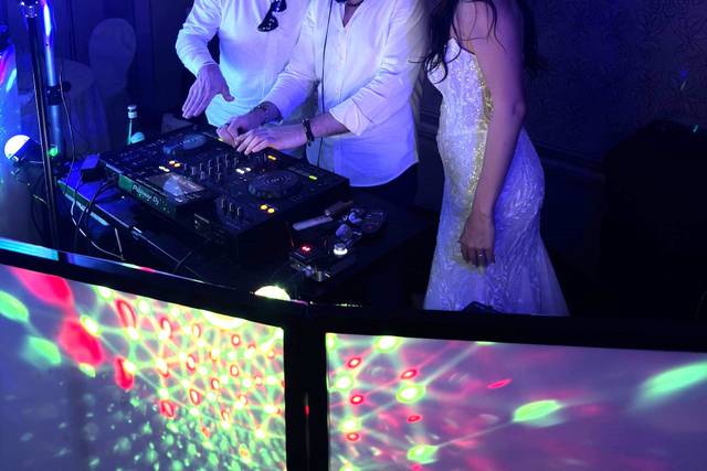 DJ set con sposi
