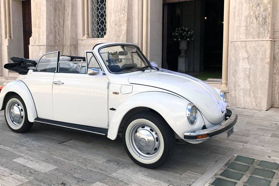 Maggiolino cabriolet bianco