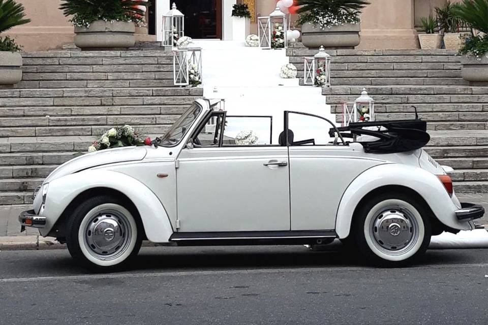 Maggiolino cabriolet bianco