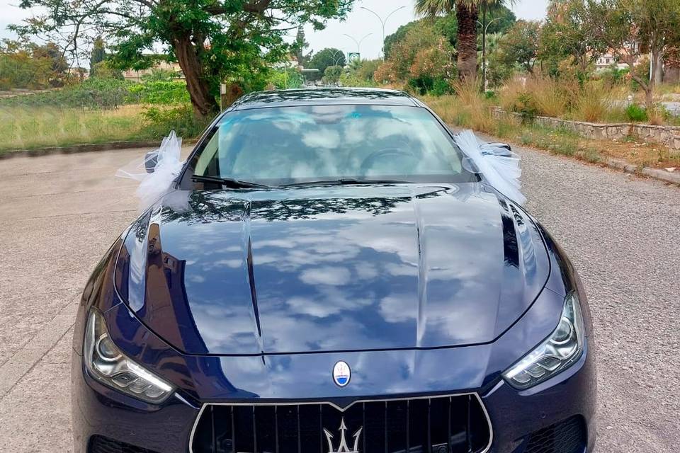Maserati Ghibli blu metallizzo
