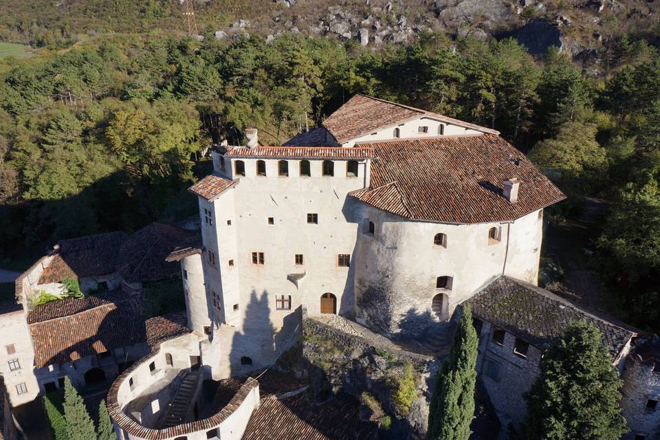 Castel Pietra