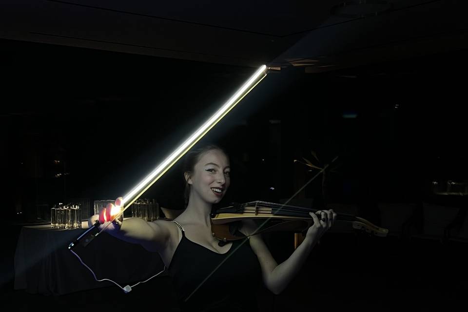 Ali&ElectricViolin