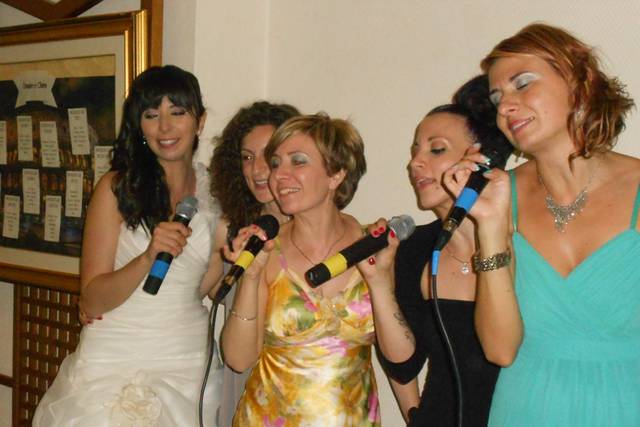 Dedica amiche alla sposa