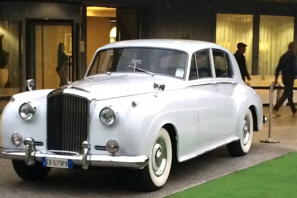 Bentley s1