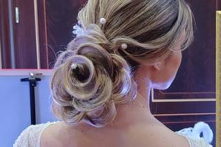Evolution Hair by Rina