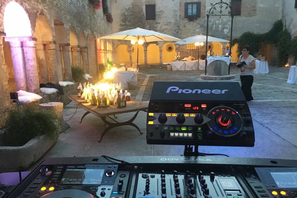 Dj set  partita