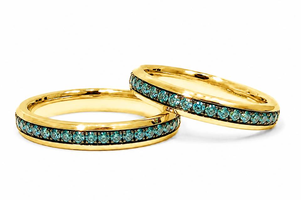 Fedi boreali con diamanti blu