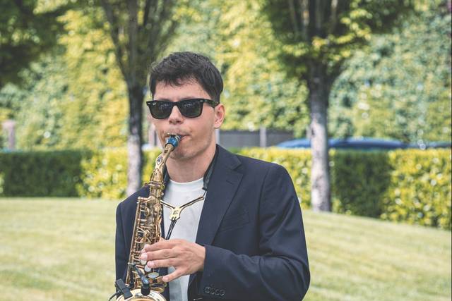 Sax Live Performance