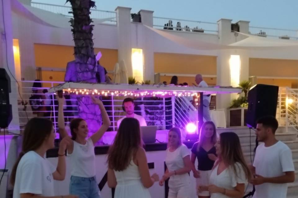 Total White!