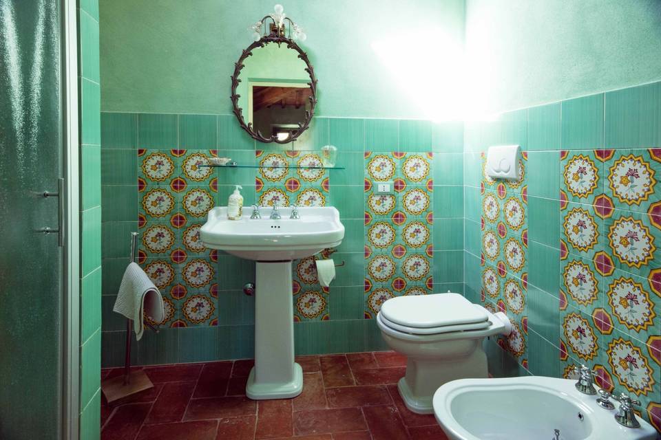 Uno dei bagni della villa