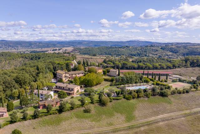 Poggiovalle Tenuta Italiana