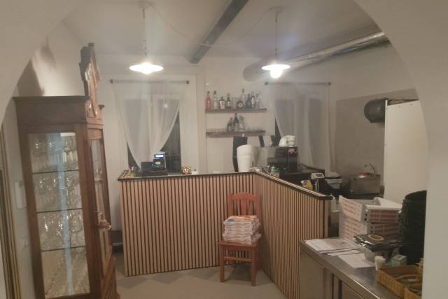 Pizzeria