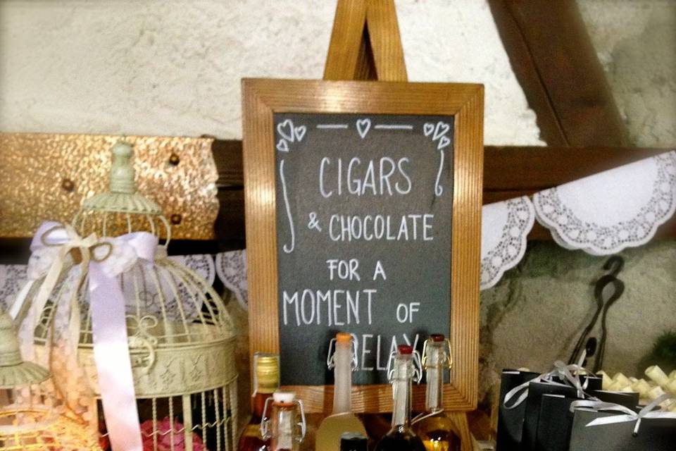 Cigar bar