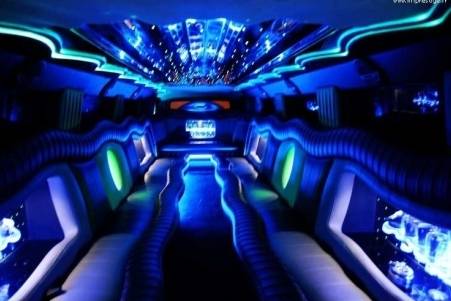 Hummer Limousine Maxi Car