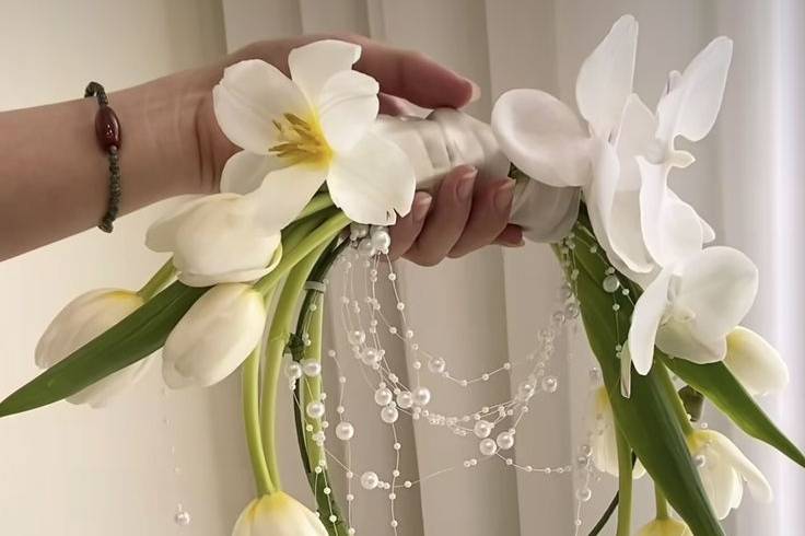 Hoop Bouquet