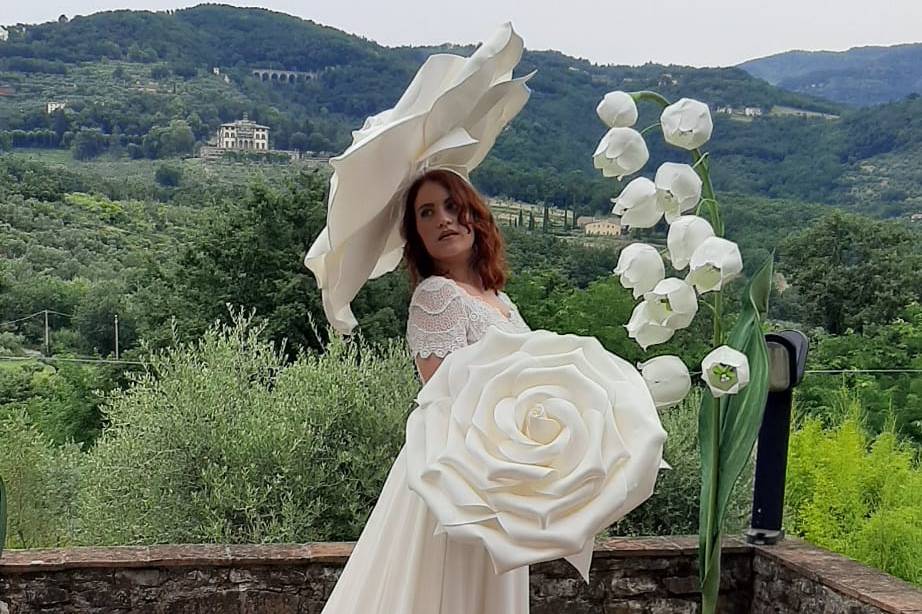 Sposa bouquet e testa