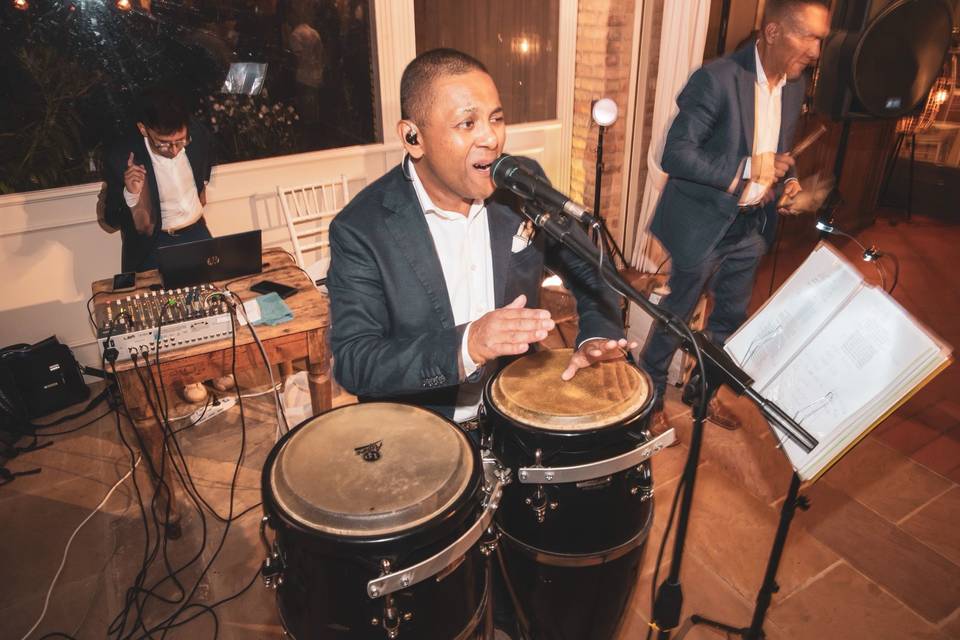 Ritmo Latino crea un party
