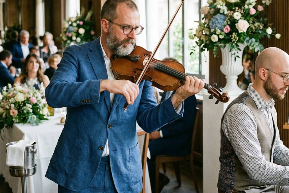 Violinista Sam Team
