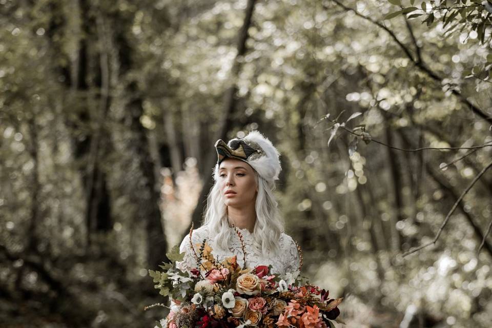 Woodland bride-wolf