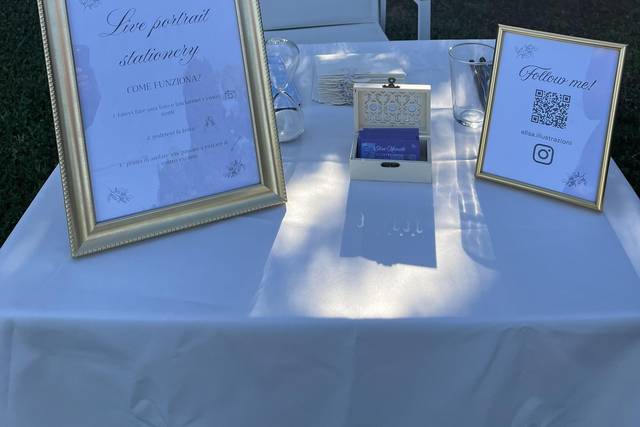 Live portrait stationery