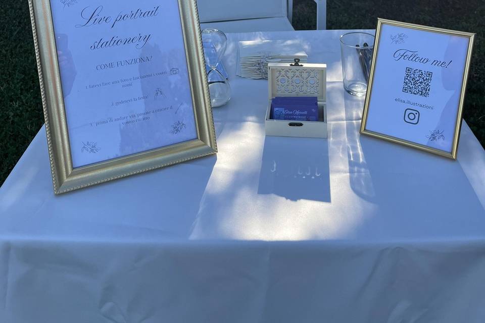 Live portrait stationery