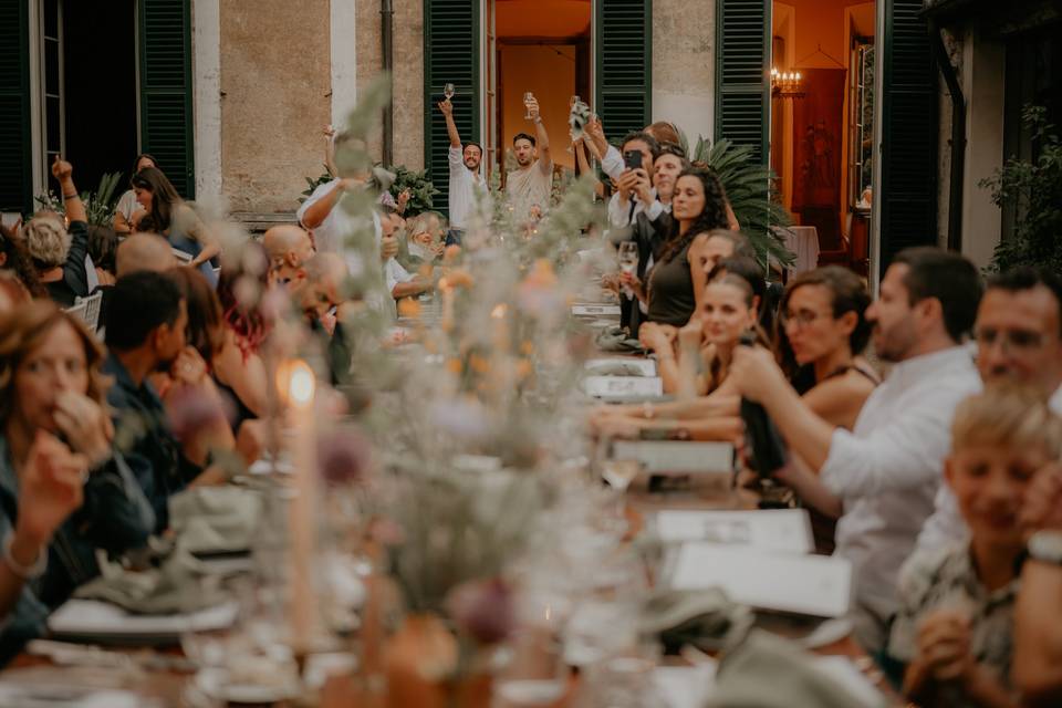 Gli invitaTI