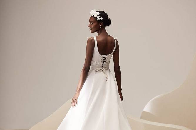 Atelier The Woman in White