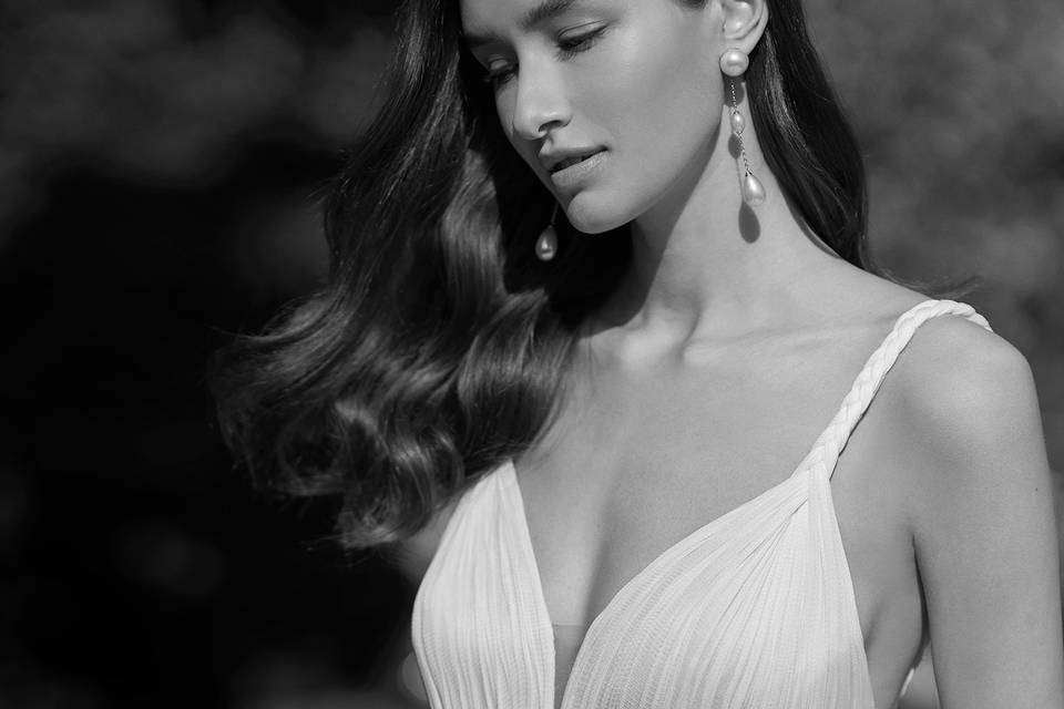 Atelier The Woman in White