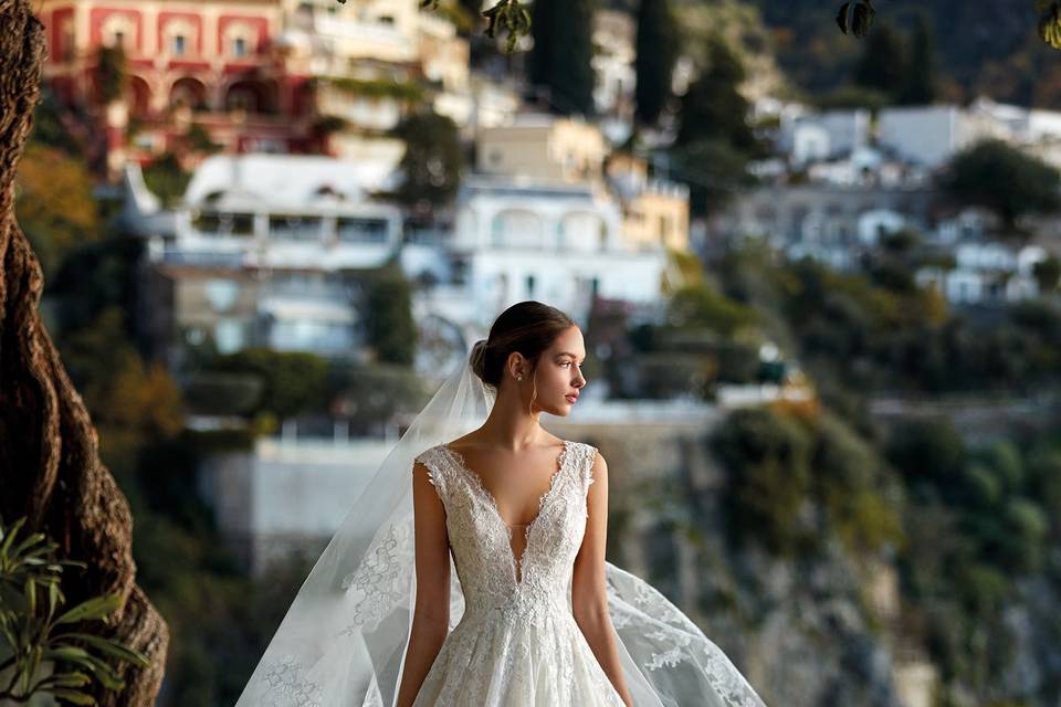 Atelier The Woman in White