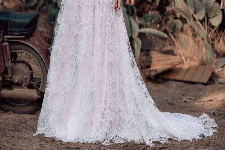 Atelier The Woman in White