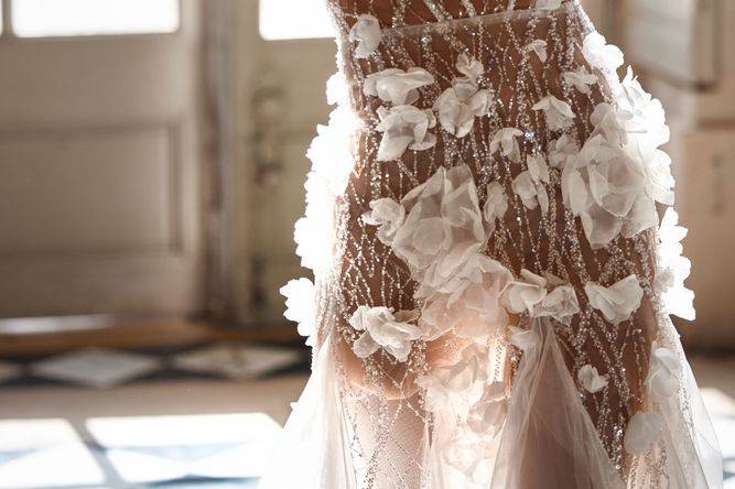 Atelier The Woman in White