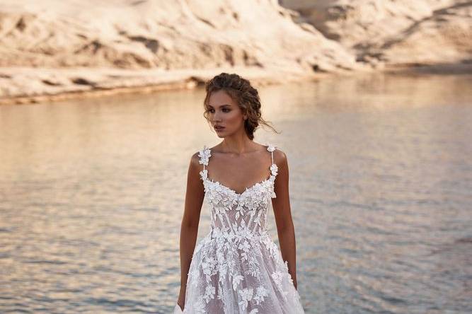 Atelier The Woman in White