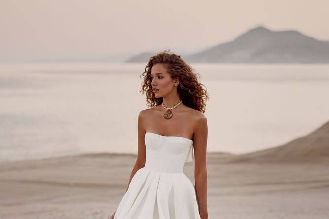 Atelier The Woman in White