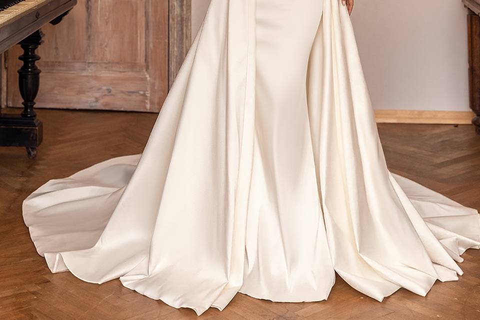 Atelier The Woman in White