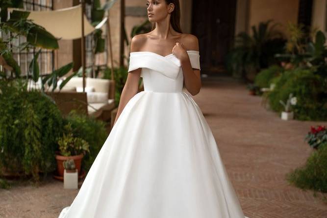 Atelier The Woman in White