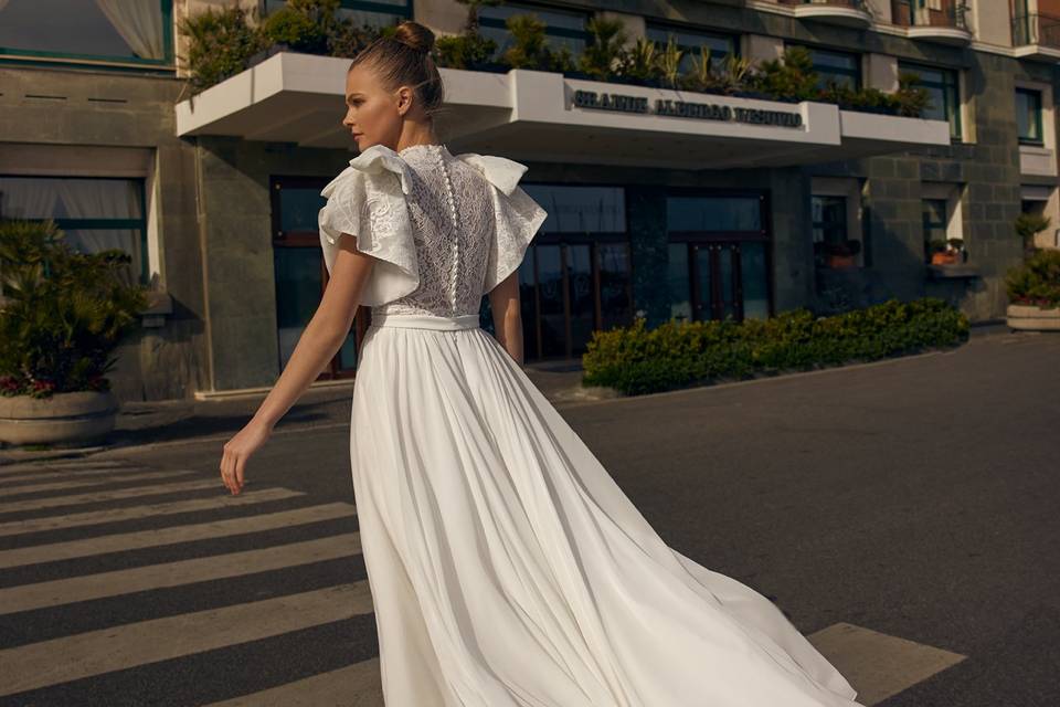 Atelier The Woman in White