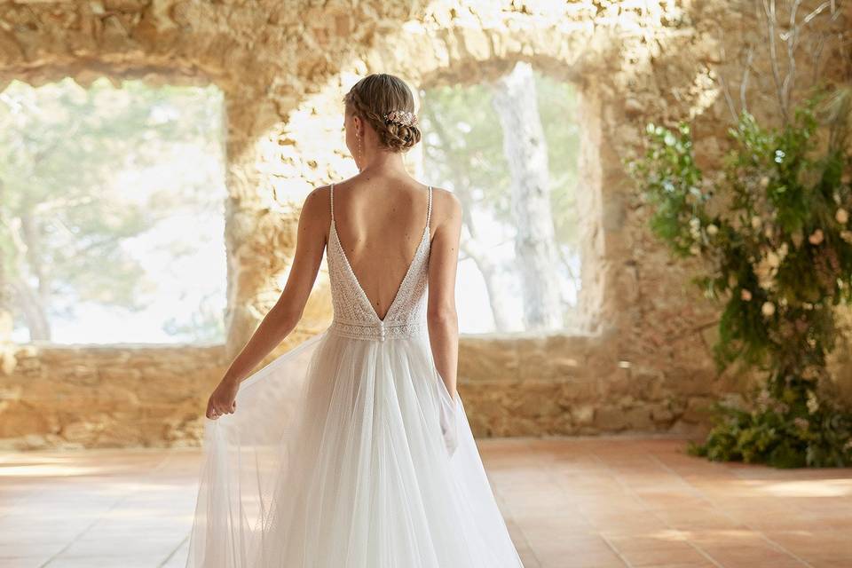 Atelier The Woman in White