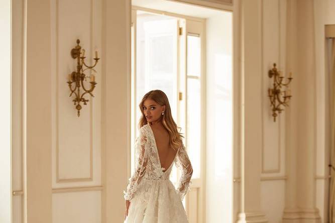 Atelier The Woman in White