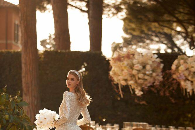 Atelier The Woman in White