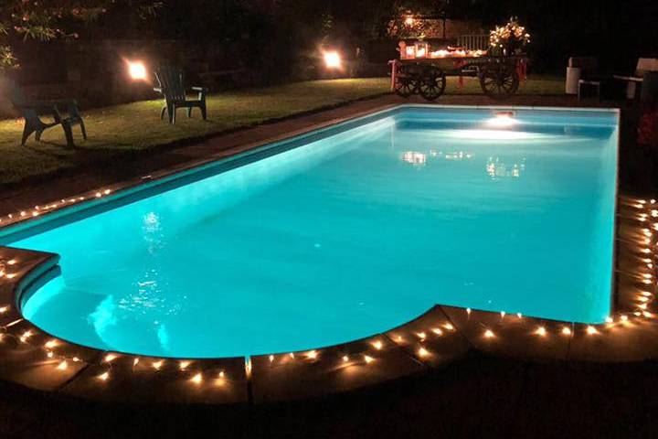 Piscina illuminata