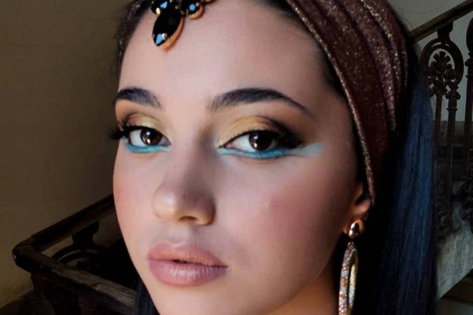 Arabic make up
