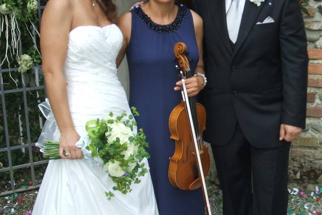 Matrimonio civile con viola