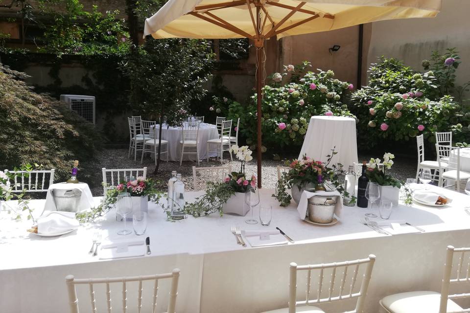 Matrimonio estivo in giardino