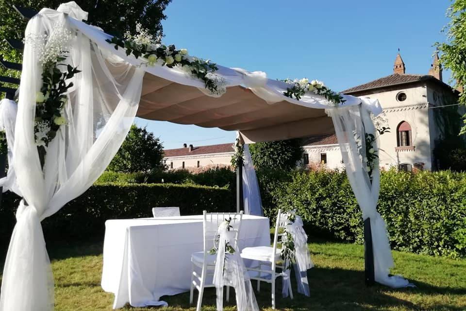 Matrimonio Civile in giardino