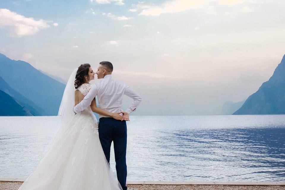 Getting married at Garda Lake
