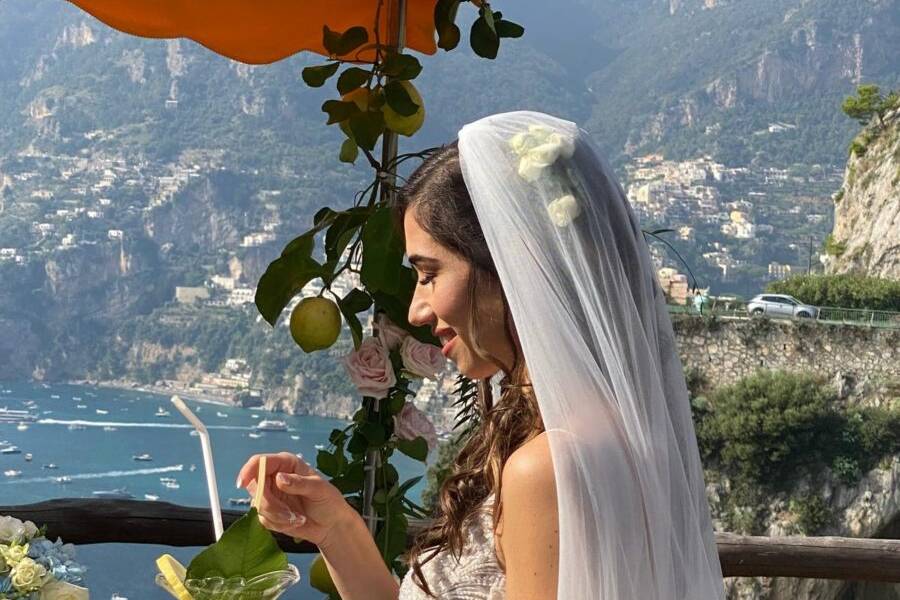 Sposa con sorbetto al limone