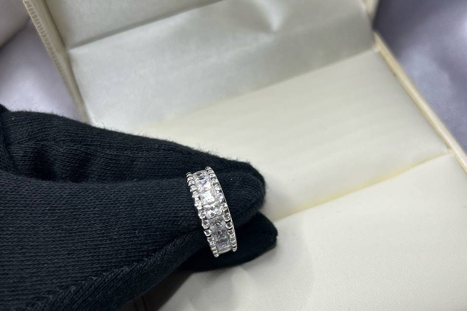 Anello fidanzamento oro bianco
