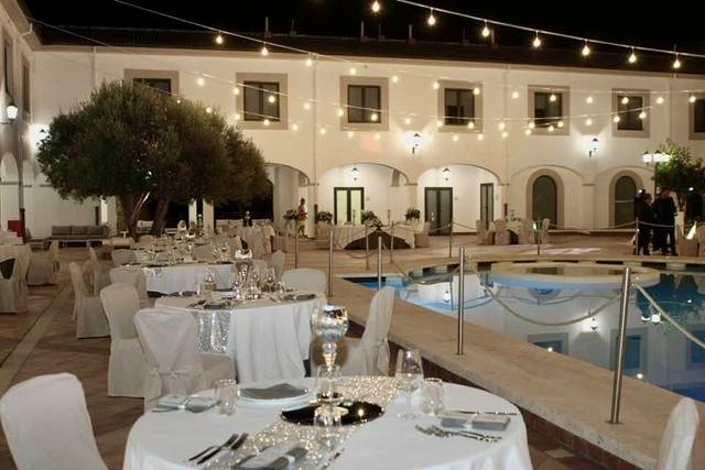 Bordo piscina - Al Balhara Resort