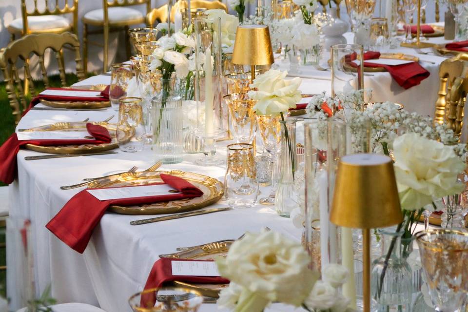 Allestimento con dettagli oro