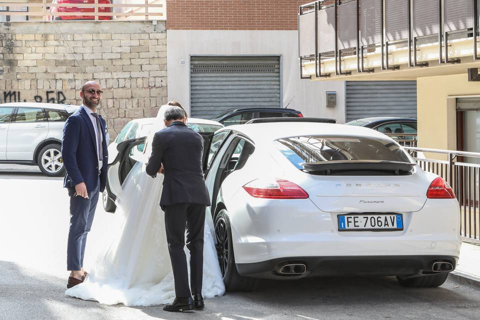 Dienne Wedding Car